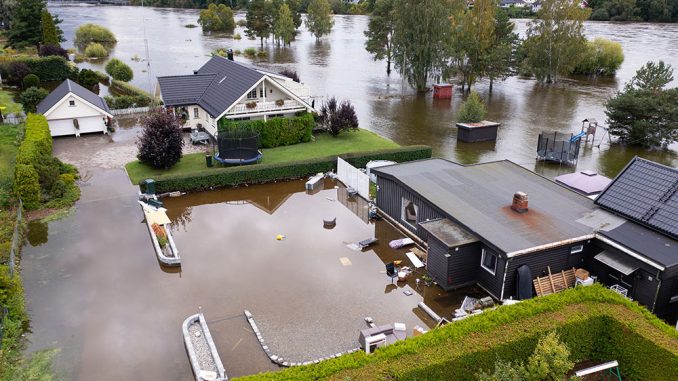 Extremvädret Hans 2023 drabbade stora områden i Sverige, Norge, Danmark och Finland. De materiella skadorna blev omfattande. Pressbild: If